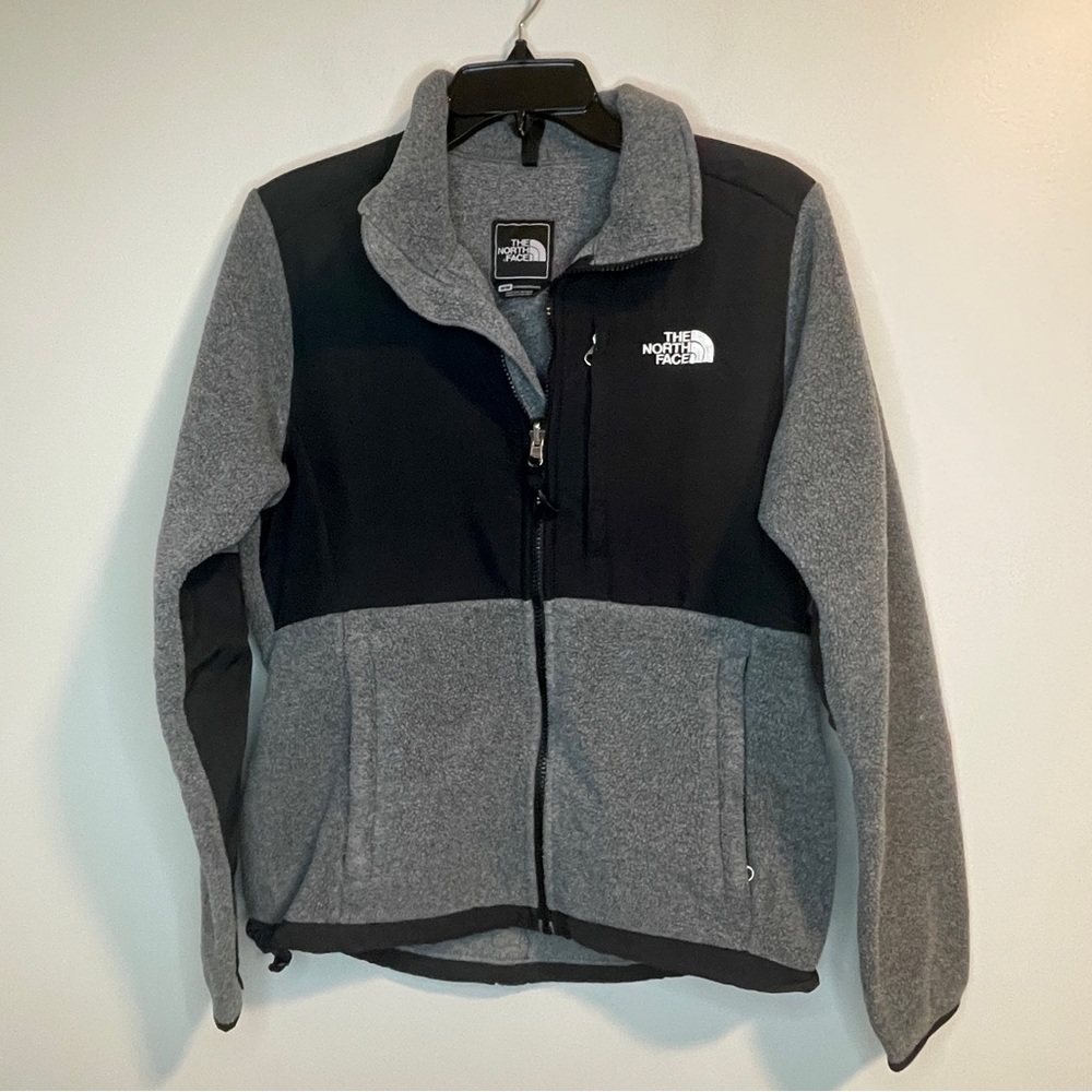 The North Face Women's Gray and Black Fleece Jacket